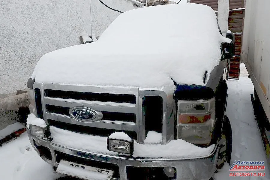 Забавная машинка Ford F250.